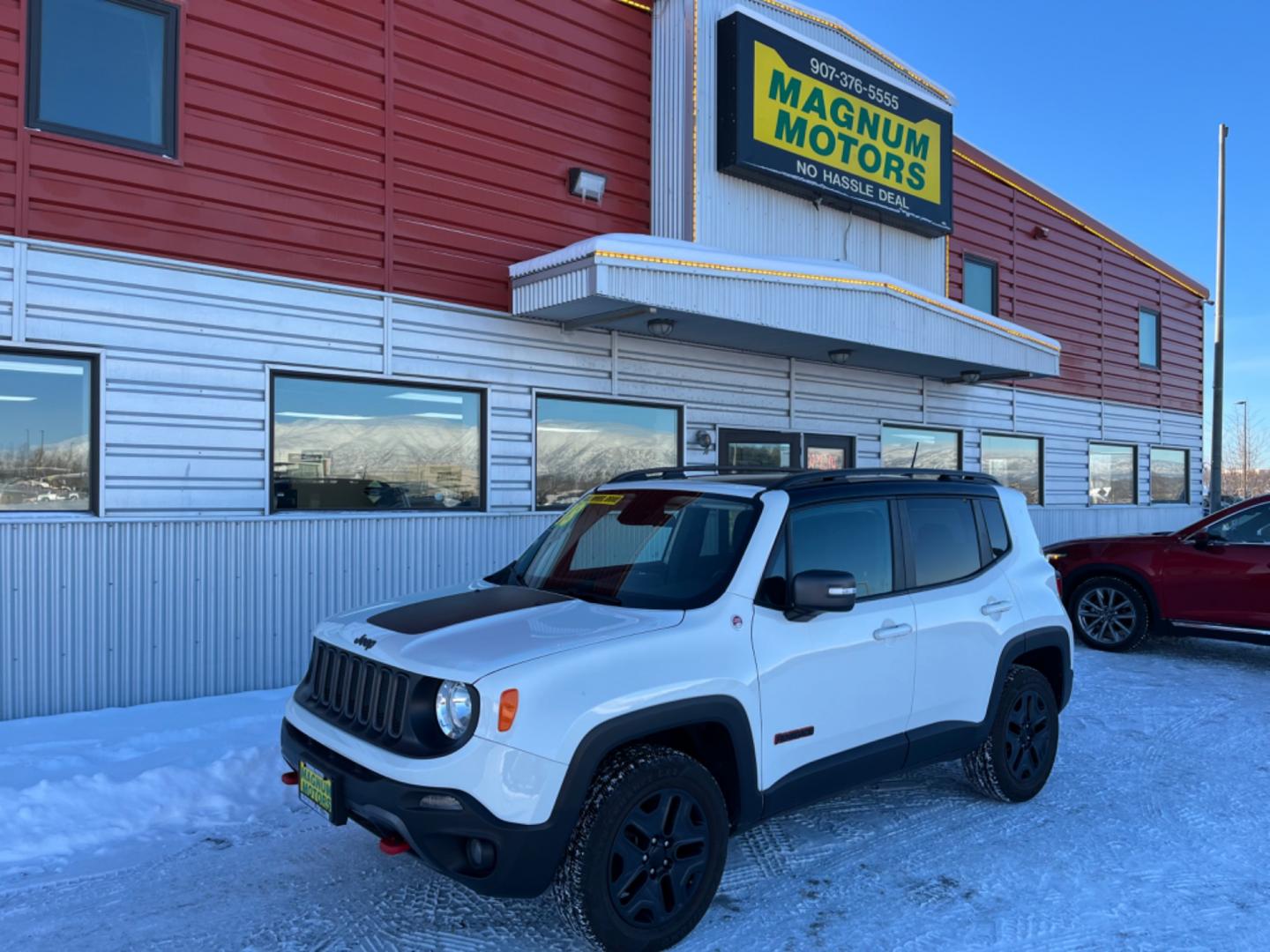 2018 White /charcoal cloth Jeep Renegade Trailhawk 4WD (ZACCJBCBXJP) with an 2.4L L4 DOHC 16V engine, 9A transmission, located at 1960 Industrial Drive, Wasilla, 99654, (907) 274-2277, 61.573475, -149.400146 - Photo#0